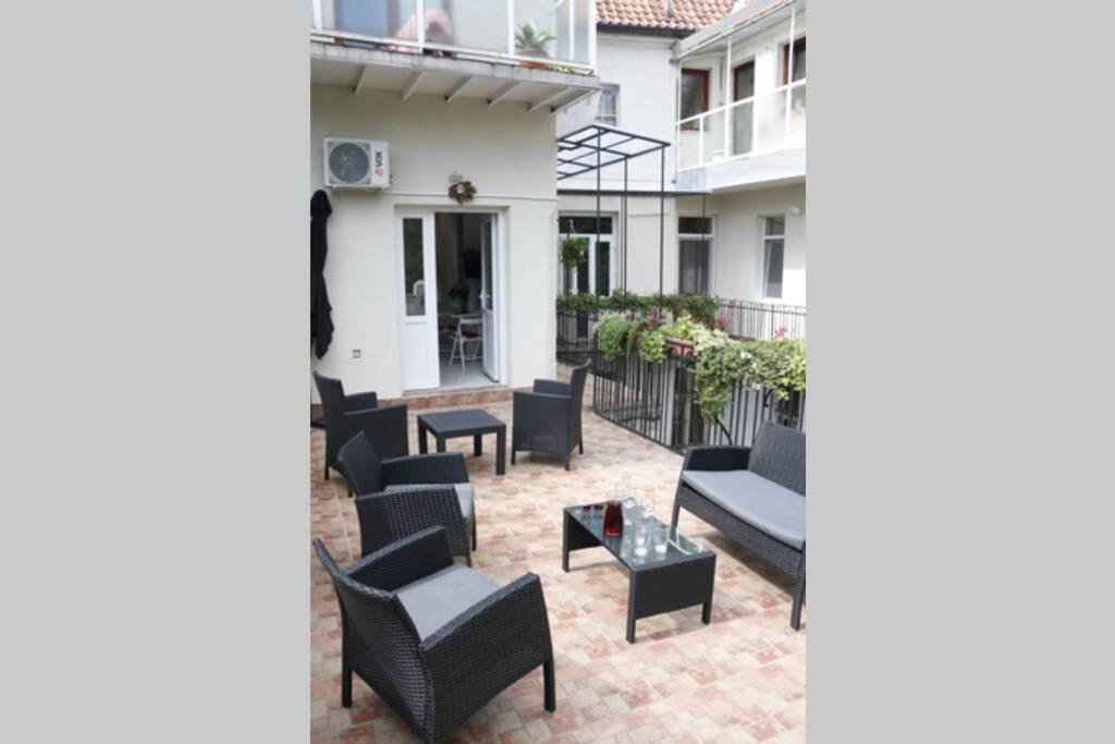 Rock - Studio With 30M2 Terrace Belgrade Luaran gambar